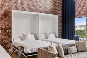 2 Schlafzimmer, Schreibtisch, Bügeleisen/Bügelbrett, kostenloses WLAN