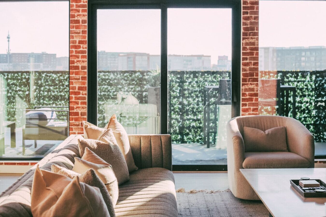 Smart-TV, Tischtennisplatte