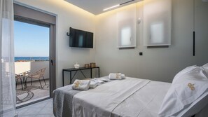 3 chambres, coffres-forts dans les chambres, fer et planche à repasser