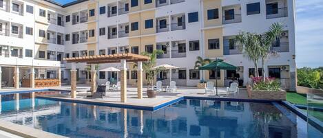 Outdoor banquet area