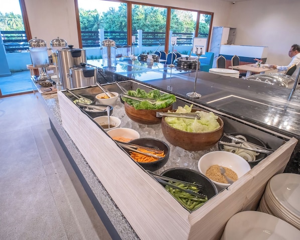 Morgunverðarhlaðborð daglega gegn gjaldi