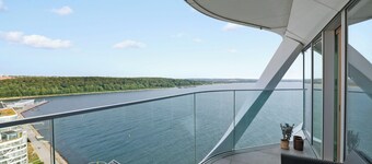 Designers penthouse in the clouds