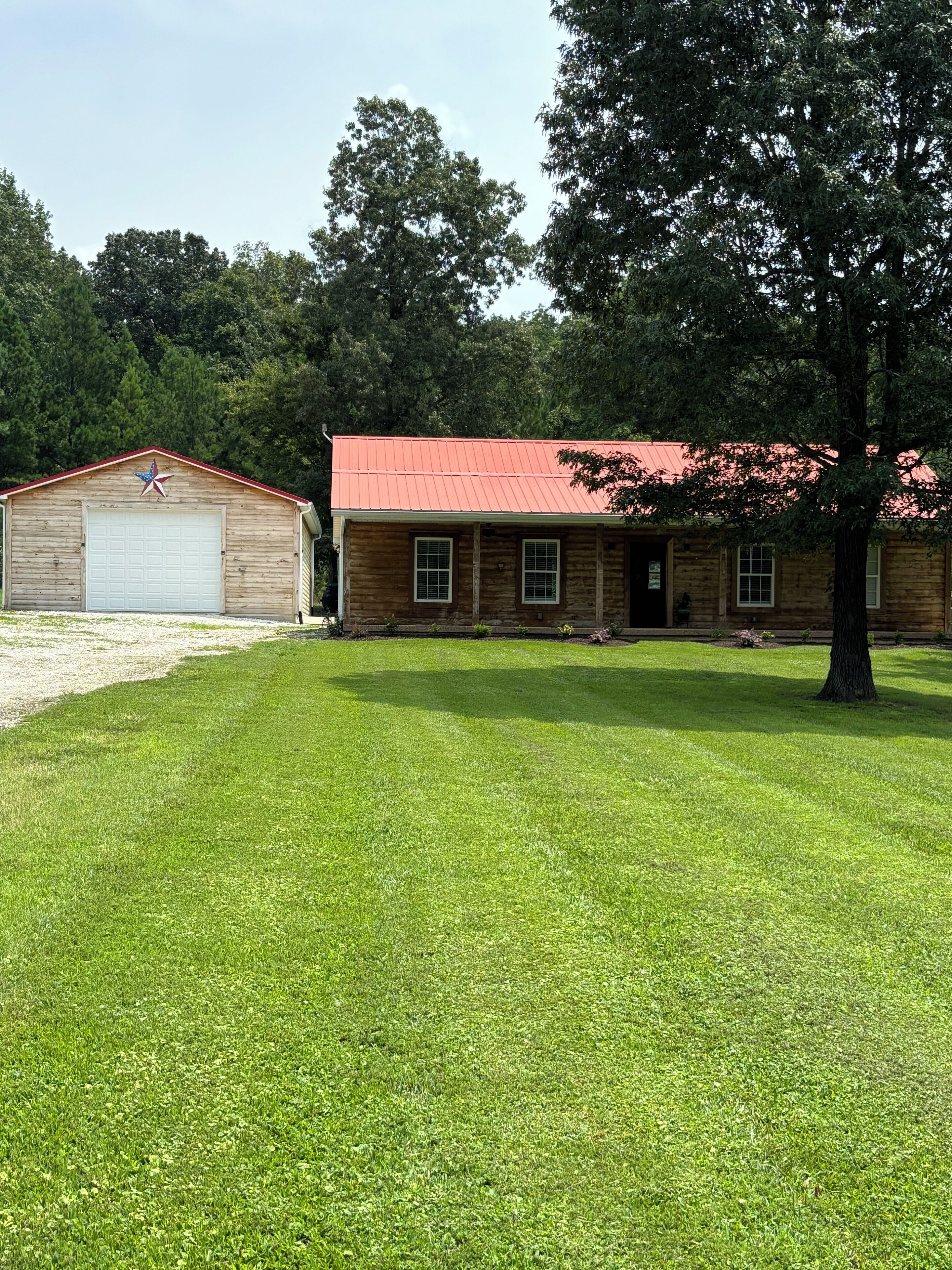 3-bedroom house in peaceful Springville with WiFi, AC