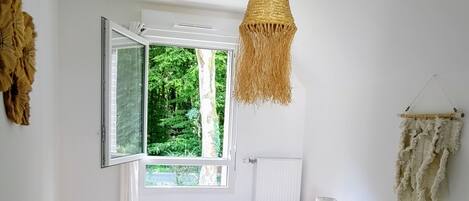 2 sovrum och sängkläder