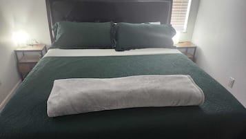 2 chambres, fer et planche Ă repasser, Wi-Fi gratuit, draps fournis