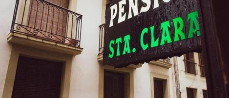 Voorkant van accommodatie