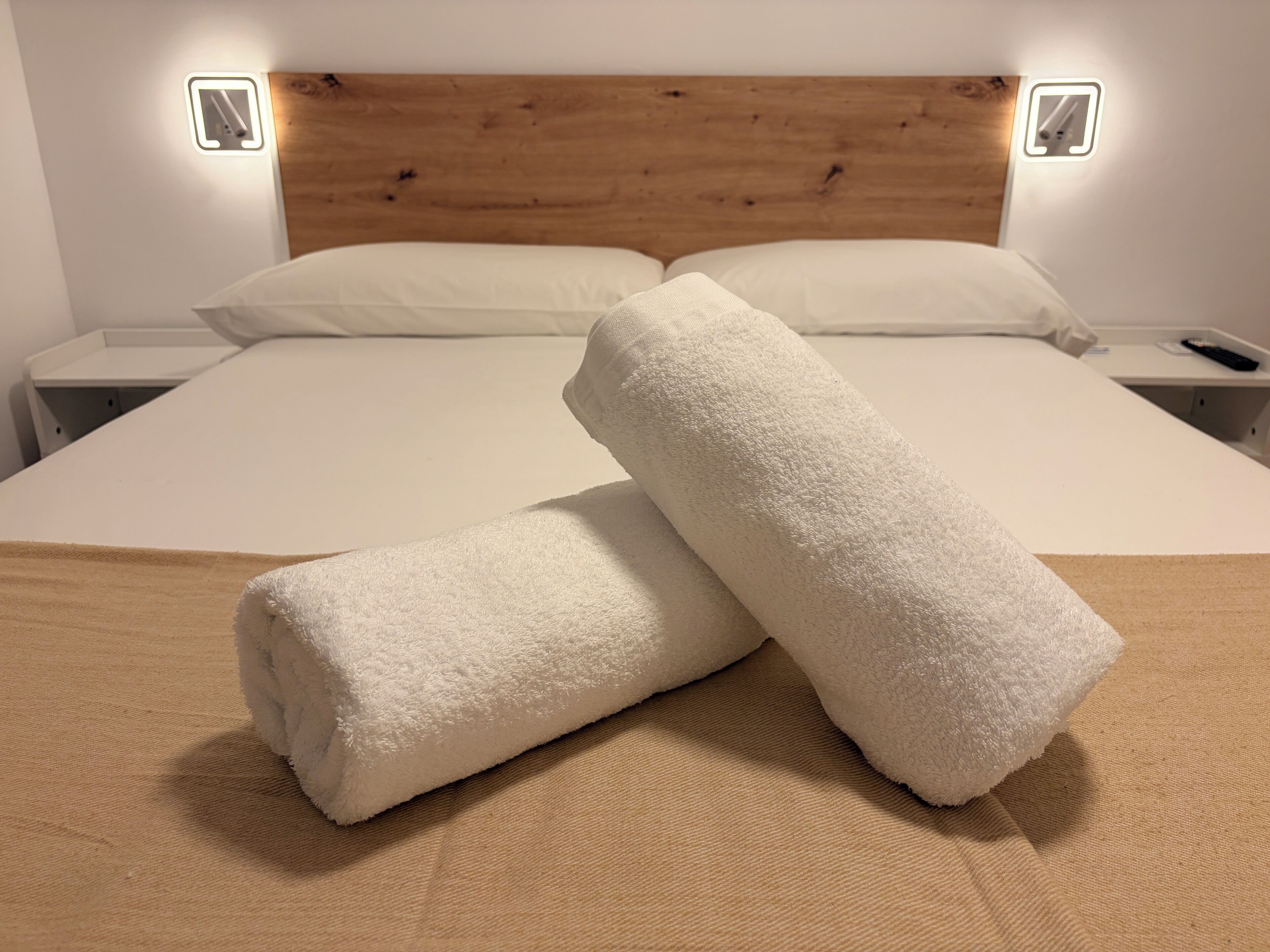 Habitación doble, no fumadores, baño privado | Wifi gratis