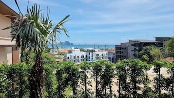 Apartment, 1 Bedroom, Accessible, Balcony | Property grounds