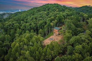 Exterior - New Build! Beautiful Views, Indoor Heated Pool, Hot Tub, Theater, Game Room (Sevierville)
