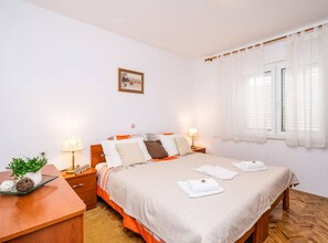 公寓 (Three Bedroom Apartment with Jacuzzi) | 3 多间卧室、婴儿床、免费 WiFi