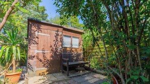 Terrace/patio - Delightful 3BD Family Home w Garden, Finsbury Park (Greater London)