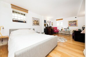 1 chambre, fer et planche à repasser, accès Internet, draps fournis