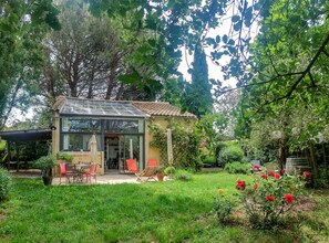 Property grounds - Maison de Campagne Individuelle, Calme, 2 Personnes, sur Espace Arboré en Drôme (VINSOBRES)
