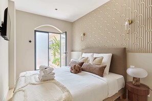 4 Schlafzimmer, Bügeleisen/Bügelbrett, WLAN, Bettwäsche