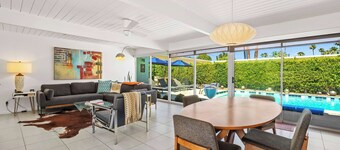 Alexander Escape –Historic Alexander Home