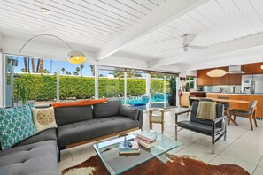 TV, fireplace, offices - Palm Springs Pool Home Near Airport Sleeps 6 (Palm Springs)