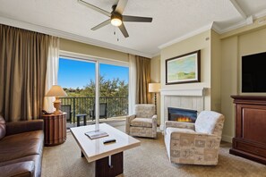 Smart TV, DVD player, stereo