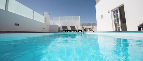 Outdoor pool, a heated pool