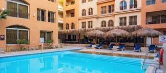 La Rosa Boho Aquapark Hotel