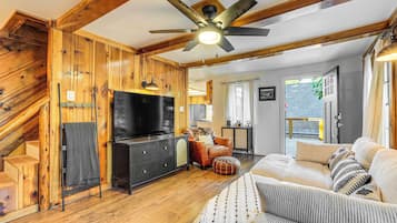 Talo (3 Bedrooms) | Sisätilat