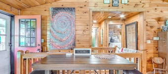 Picturesque Phoenix Vacation Home on Oswego River!