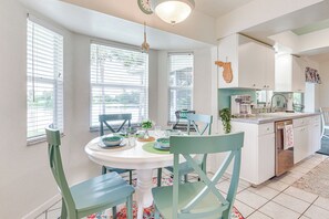 บ้านพัก (2 Bedrooms) | ภายใน