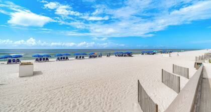 Breezy Orange Beach Condo w/ Balcony + Water View!