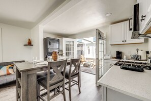 House (1 Bedroom) | Interior