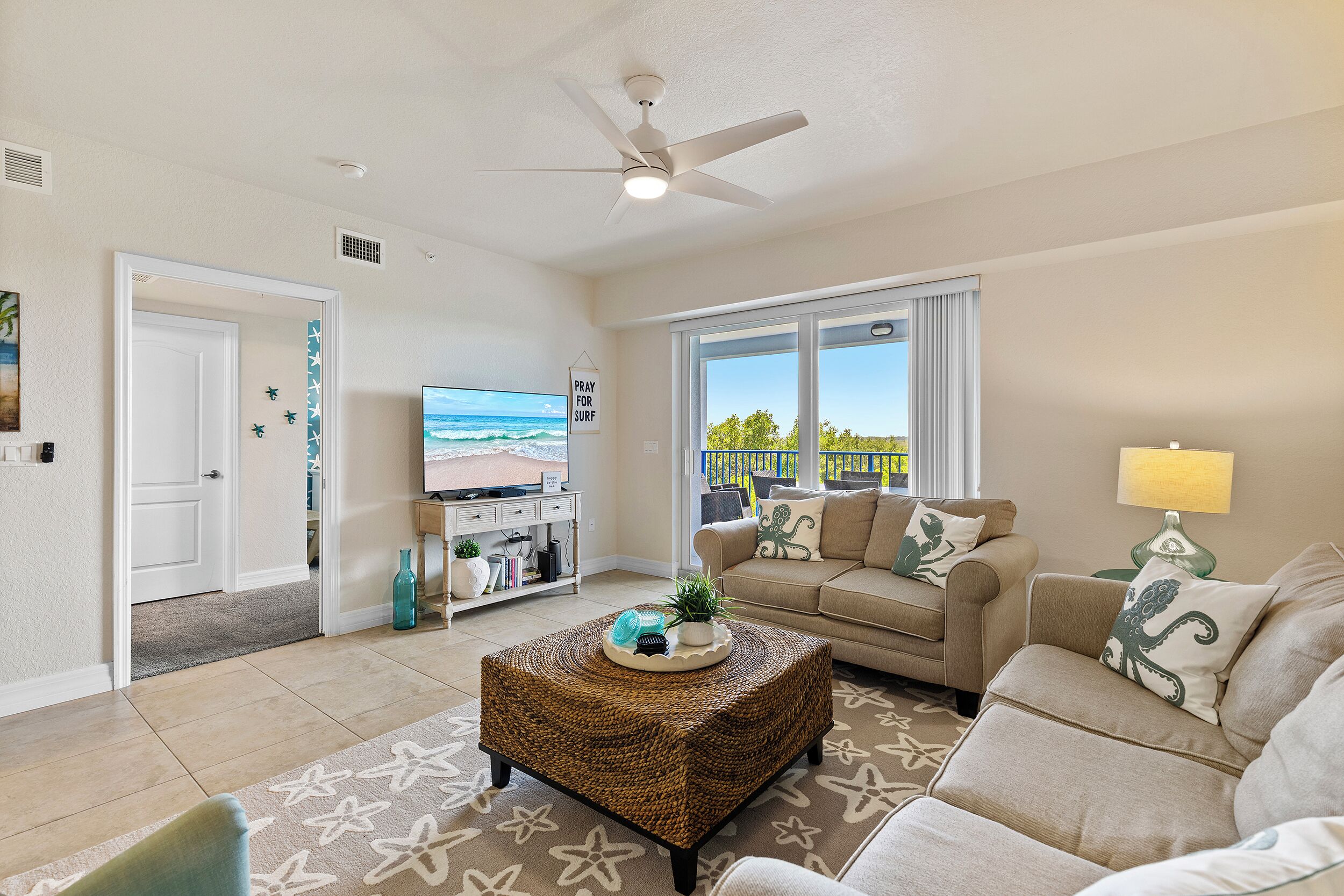 スマートテレビ、書斎 / ワークスペース