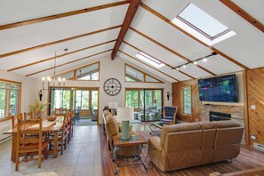 Interior - Golf Course Getaway: XL Cabin w/ Hot Tub, Pools, Beaches, Game Room, King Bed (Lake Ariel)