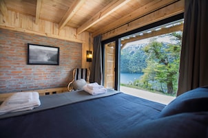 Standard Room, Balcony, Lake View | In-room safe, free WiFi