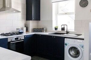 公寓 | 2 多间卧室、熨斗/熨衣板、高速上网