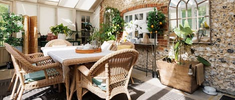 House | 4 bedrooms, Internet