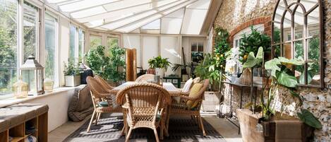 4 habitaciones y acceso a internet