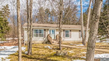 House, 3 Bedrooms | Exterior