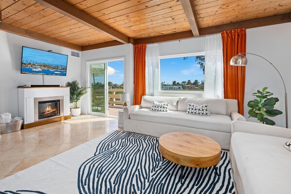 ハウス 5 ベッドルーム | リビング エリア