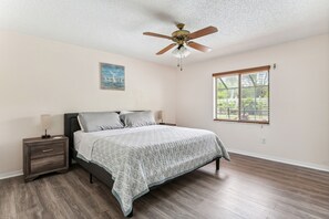 House, 3 Bedrooms | 3 bedrooms, iron/ironing board, free WiFi - Port Orange Vacation Home 3 Bedroom Home by RedAwning (Port Orange)