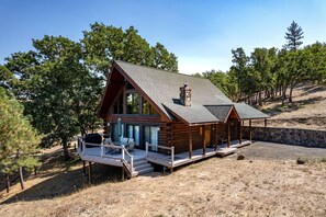 House, 3 Bedrooms | Exterior
