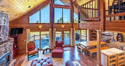 Straight From The Heart 3 Bedroom Cabin by RedAwning