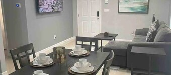  2BR Elegant Apartment for 8, Edinburg Texas
