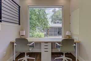 Interior - Rooftop Deck w/ City Views! (Austin)