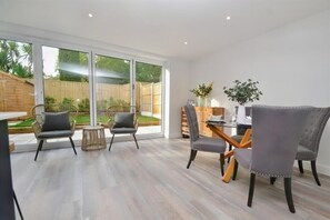 Interior - BRAND NEW Luxury House in Ashley Cross - CLOSE TO BEACH! (Poole)