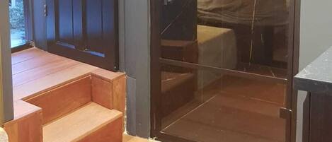 Deluxe Room, Lake View