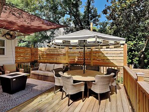 Outdoor dining - Tranquil Haven by Southern Vacation Rentals (Santa Rosa Beach)