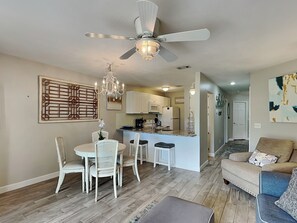 Interior - St Thomas Square #102 (Panama City Beach)