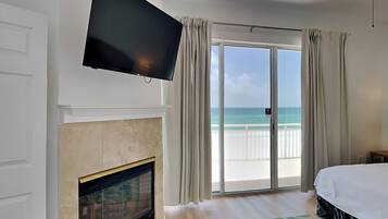 House, Multiple Beds, Balcony (Calle Bonita #1714 - No Pets Allowed) | 5 bedrooms, bed sheets