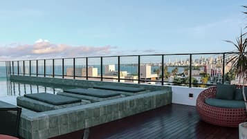 Estudio básico | Terraza o patio