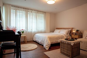 3 Schlafzimmer, Zimmersafe, Schreibtisch, Bügeleisen/Bügelbrett