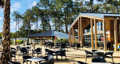 Mobil Home de Luxe A L'ombre des Pins 40