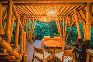 Outdoor dining - Maha Hati at Mahajiva

 (Bali)